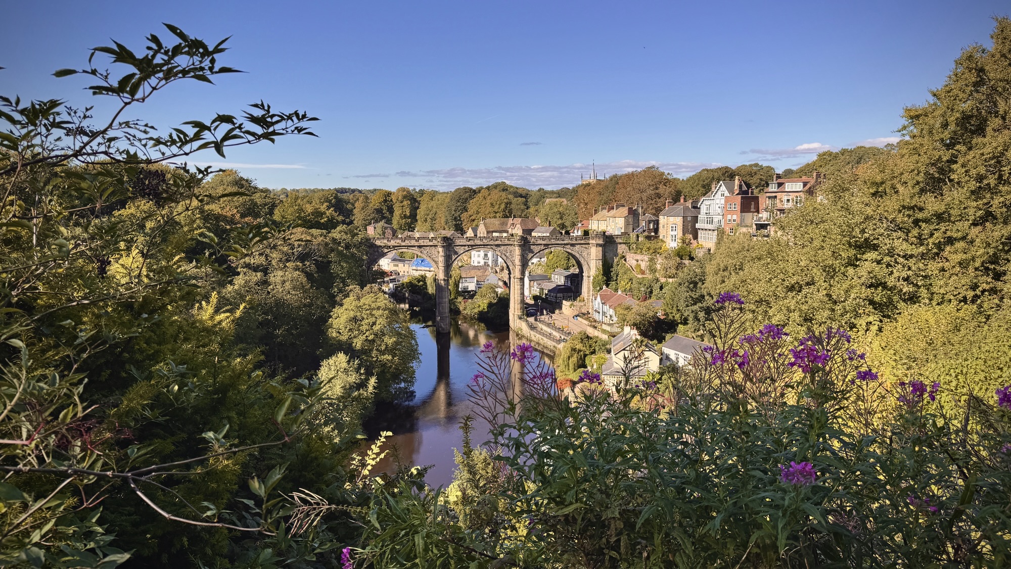 knaresborough viaduct in spring