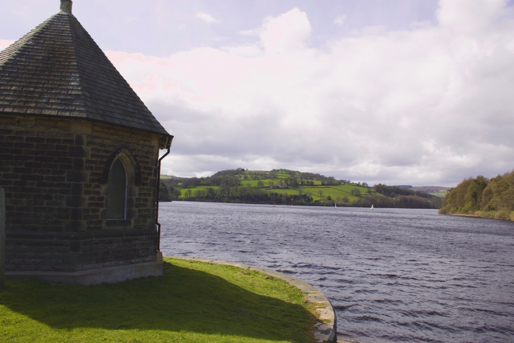 damflask reservoir taken from the dam